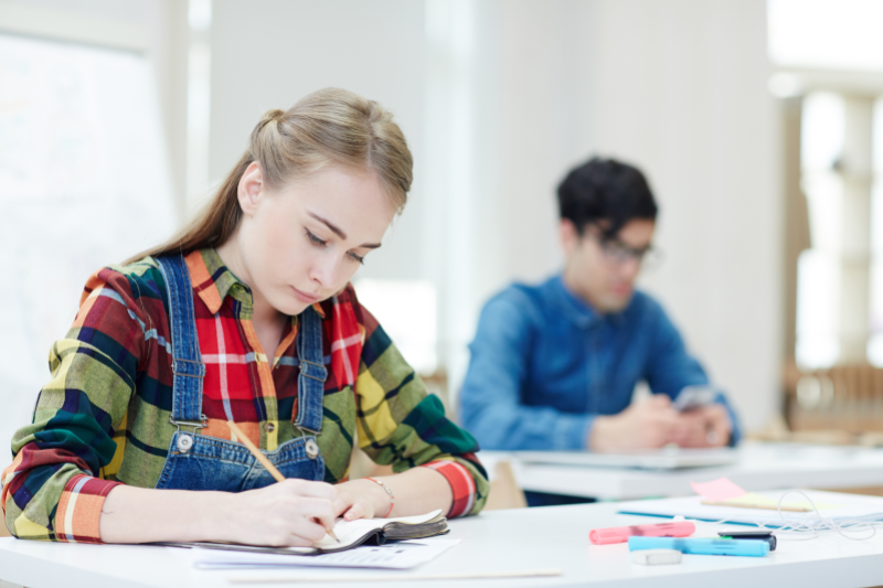 Radiobastides - L’École De La Vie Vers une réforme du brevet ?