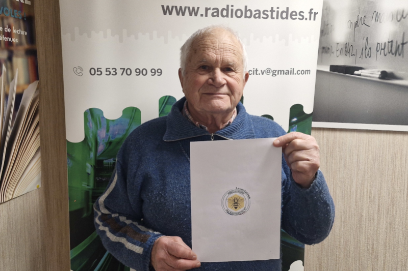 Radiobastides - Initiatives Citoyennes Daniel Viel - L'abeille noire