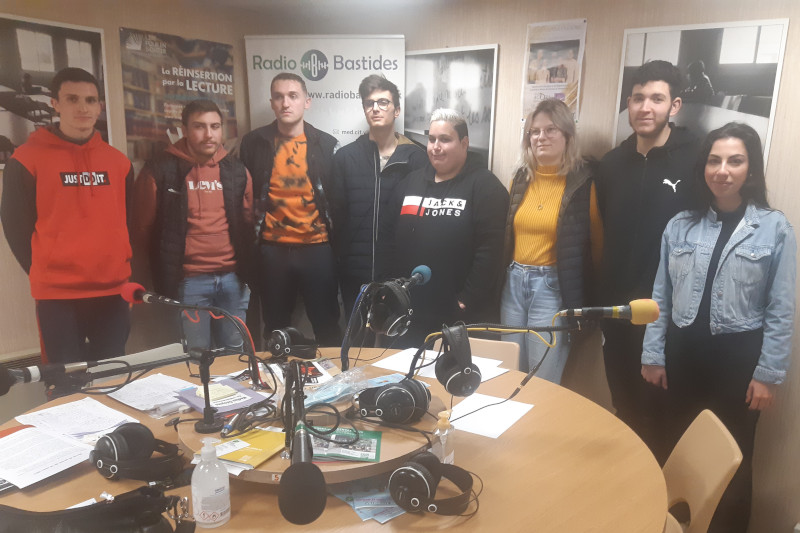 Radiobastides - Initiatives Citoyennes Portes ouvertes au lycée Étienne Restat